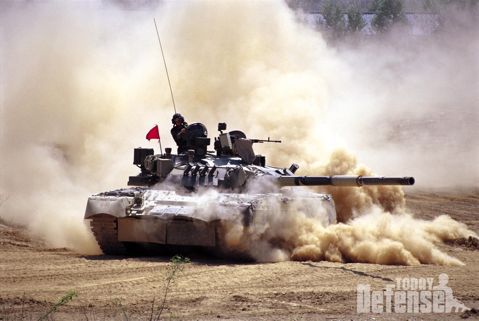T-80U 전차 (사진: 디펜스 투데이)