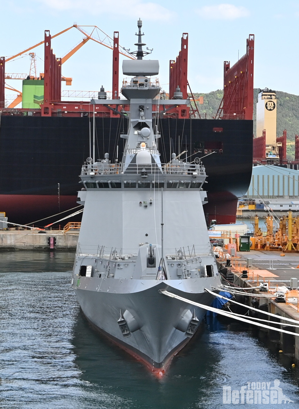 신형 호위함 대구급 5번함 대전함(사진: 해군)