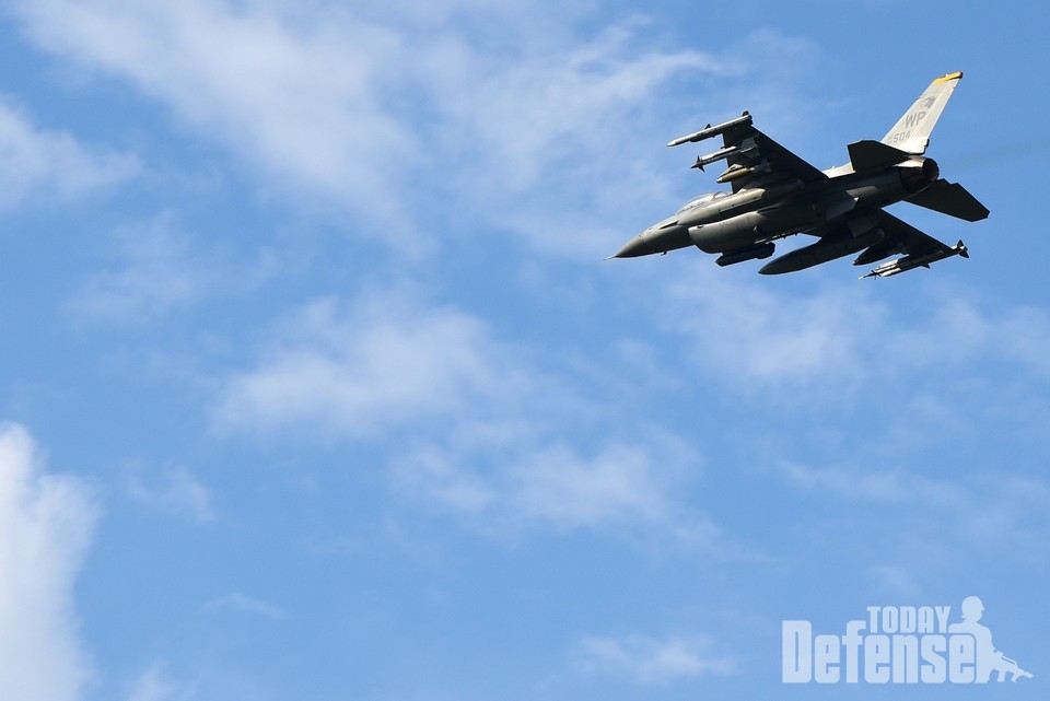 레드플래그 알래스카 21-2 에 주한미공군 제 80전투비행대대의 F-16 전투기들이 참가했다. (사진:U.S.Air Force)