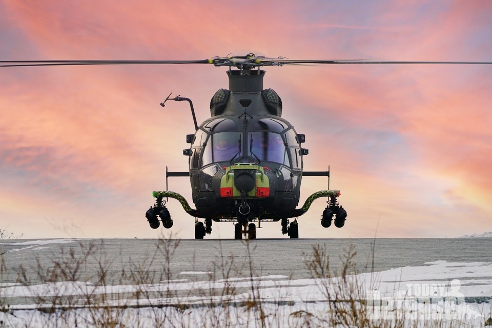 국외 저온 시험 비행중인 소형무장헬기(LAH) (사진: 방위사업청)