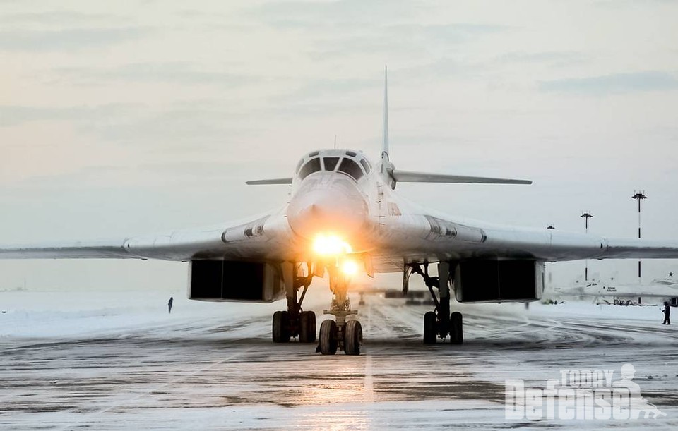 2022년에 2대의 Tu-160 초음속 가변익 중폭격기가 러시아 항고 우주군에 인될 예정이다. (사진:러시아 국방부)
