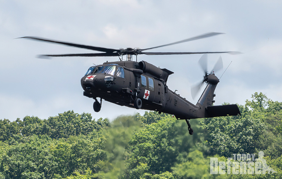 시콜스키, 미육군과 UH-60M 10번째 생산 계약을 맺었다. 120대를 5년간 공급외에도 225대에 대한 옵션 계약을 체결했다.(사진:록히드마틴)