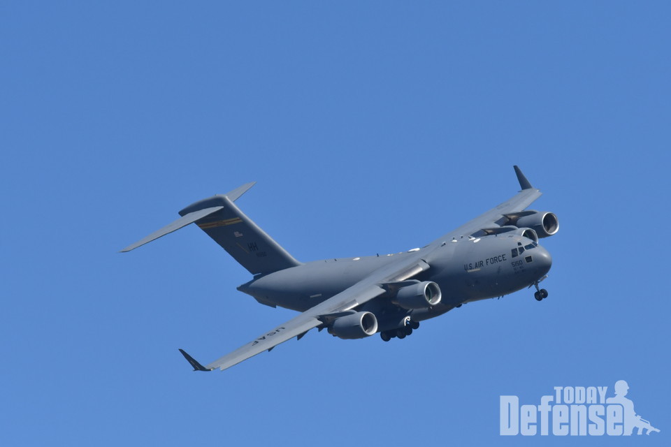 미공군 C-17 글로브마스터-III 수송기(사진:디펜스투테이)