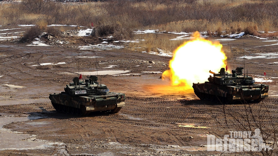 사격중인 K-2 전차(자료사진:육군)