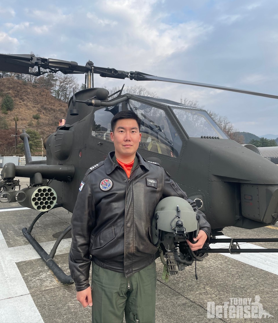 103항공대대 코브라(AH-1S) 조종사 김용진 대위 선정 (사진:육군)