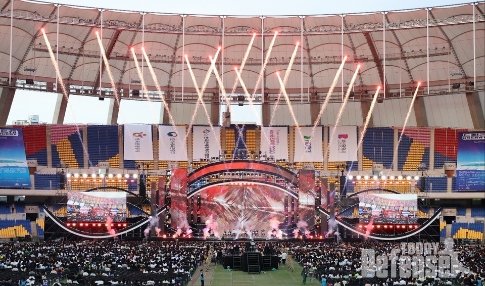부산아시아드주경기장에서 열린 '제 29회 드림콘서트'(사진:HD현대)