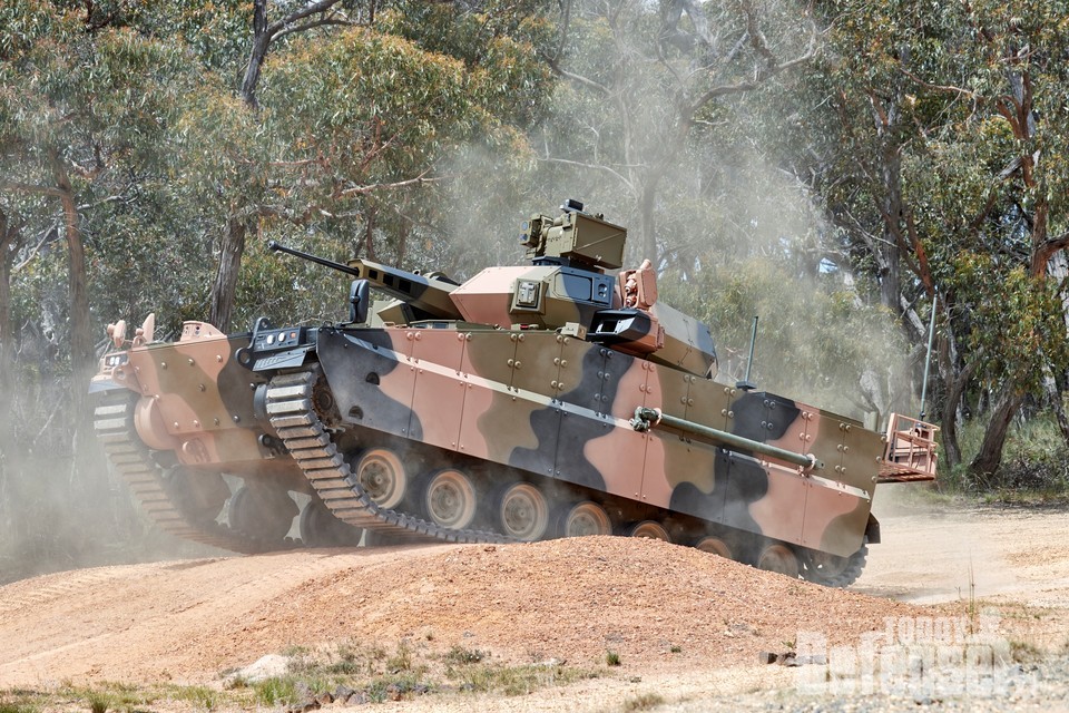 호주 정부가 우선협상대상 기종으로 선정한 레드백 보병전투장갑차(사진:한화에어로스페이스)